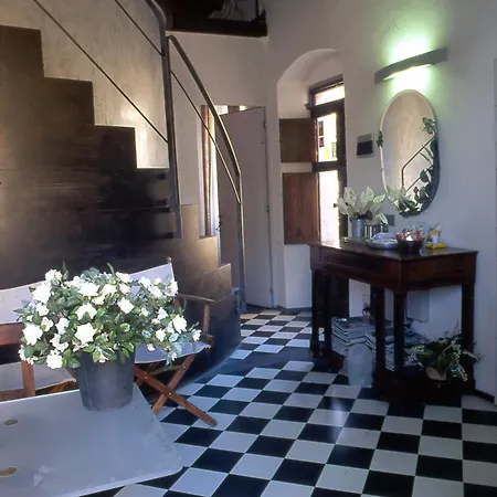 Tramonti Специя